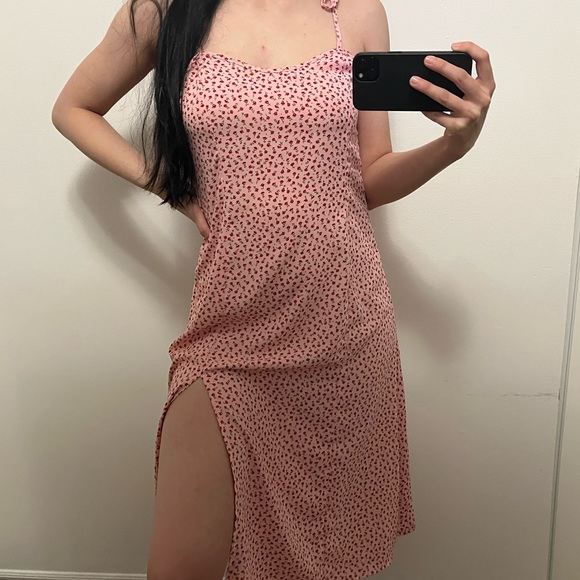 Pink dress - Picture 1 of 2